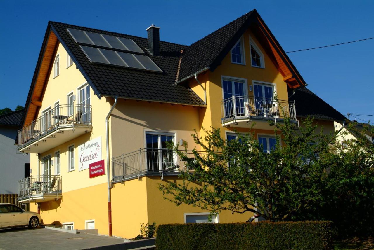Wein- Und Gaestehaus Genetsch Lieser Εξωτερικό φωτογραφία